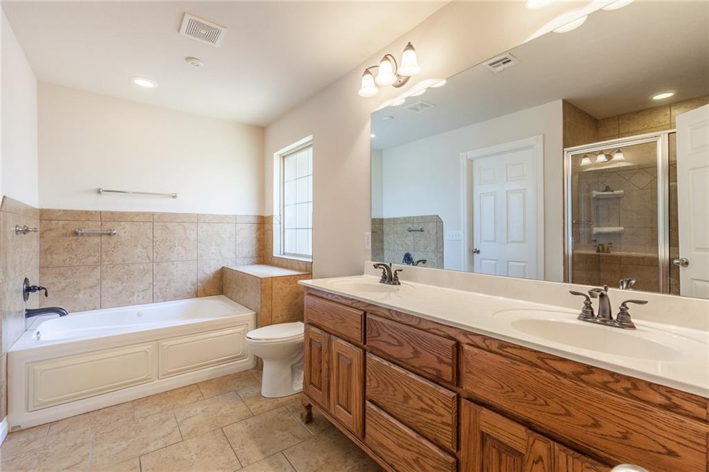 1409 NW 13th Pl, Moore, OK 73170 photo 22