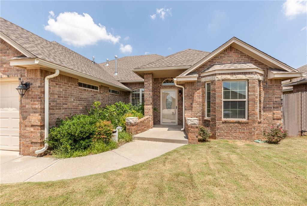 1409 NW 13th Pl, Moore, OK 73170 photo 3