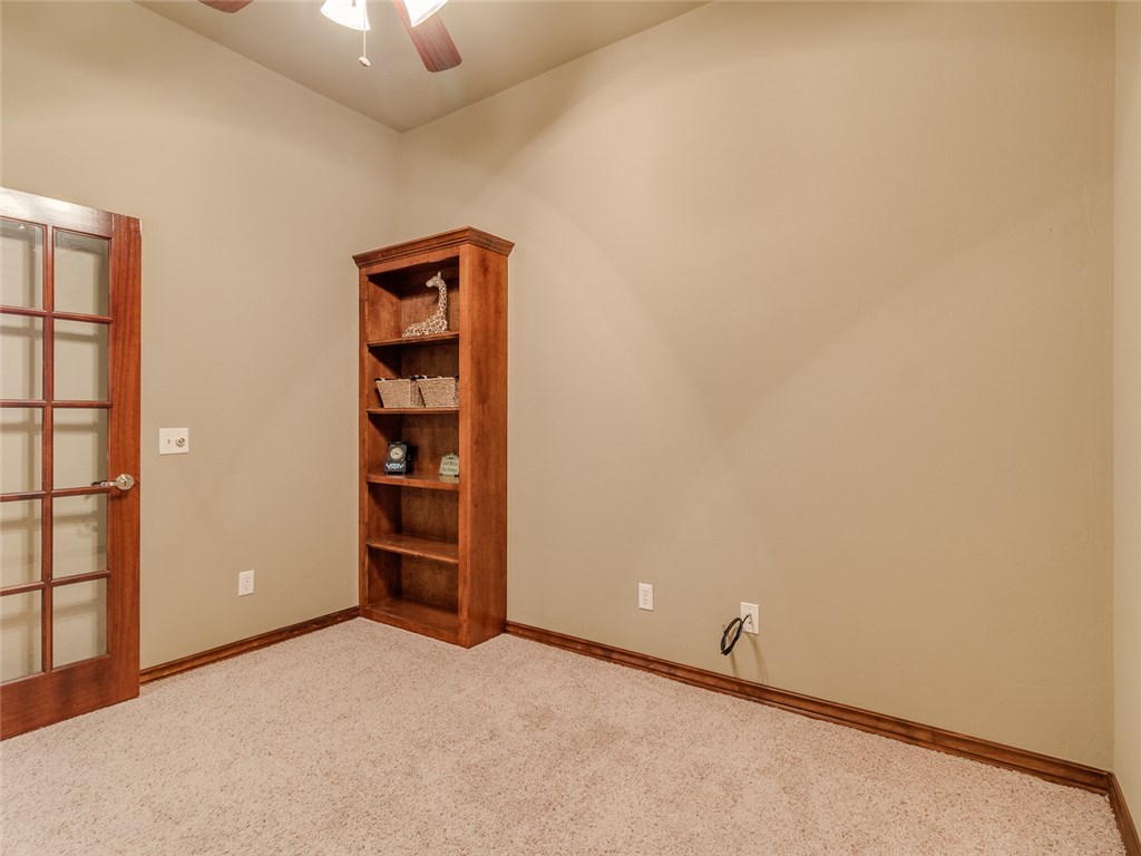 813 SE 6th St, Moore, OK 73160 photo 10