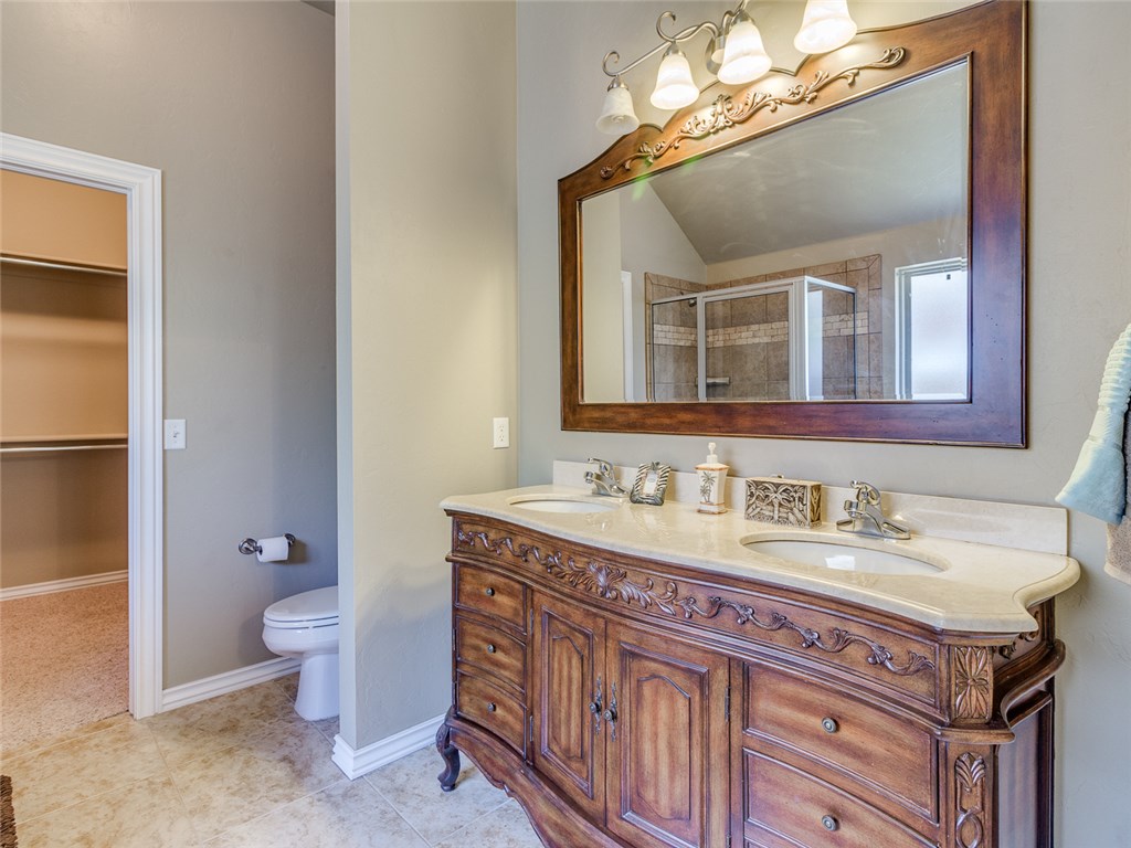 813 SE 6th St, Moore, OK 73160 photo 22