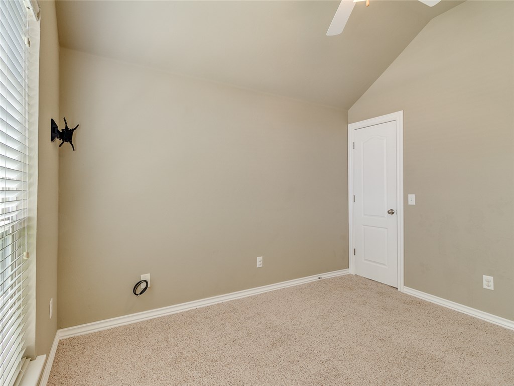 813 SE 6th St, Moore, OK 73160 photo 26