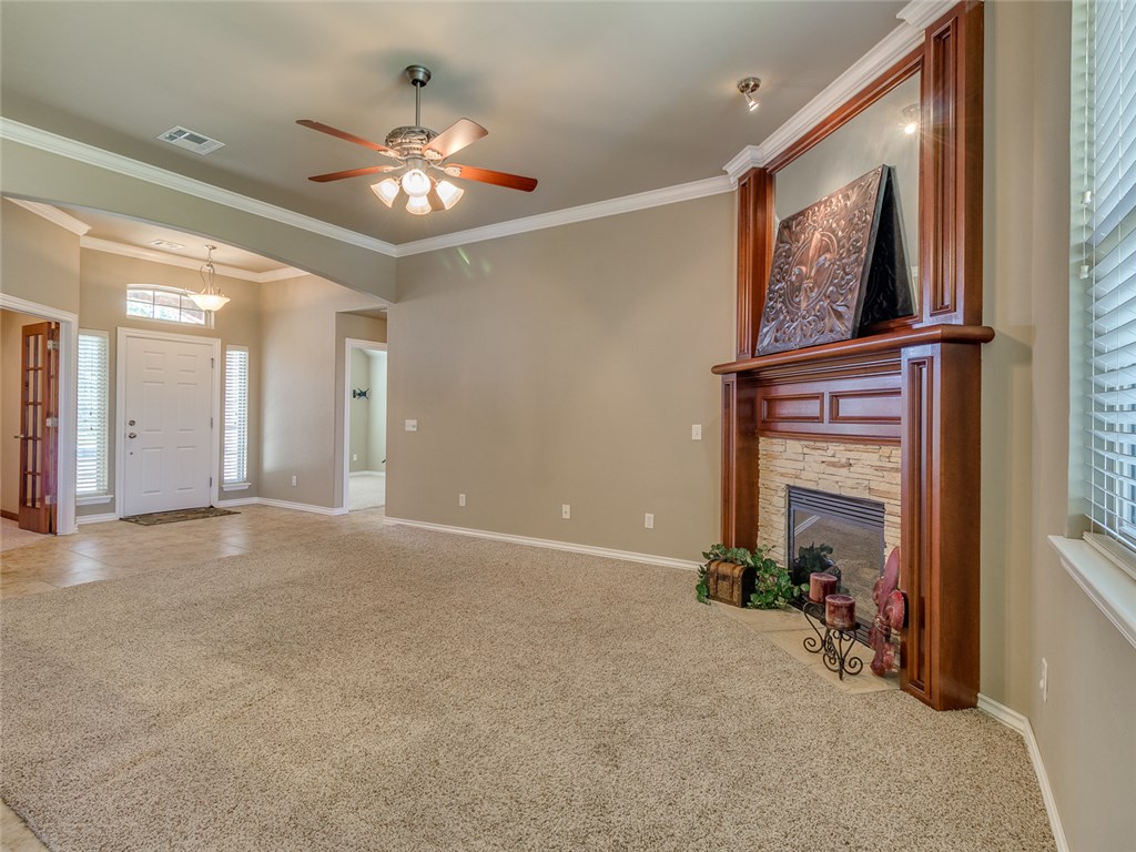 813 SE 6th St, Moore, OK 73160 photo 8