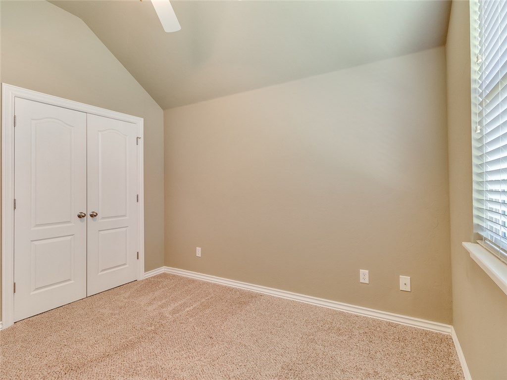 813 SE 6th St, Moore, OK 73160 photo 28