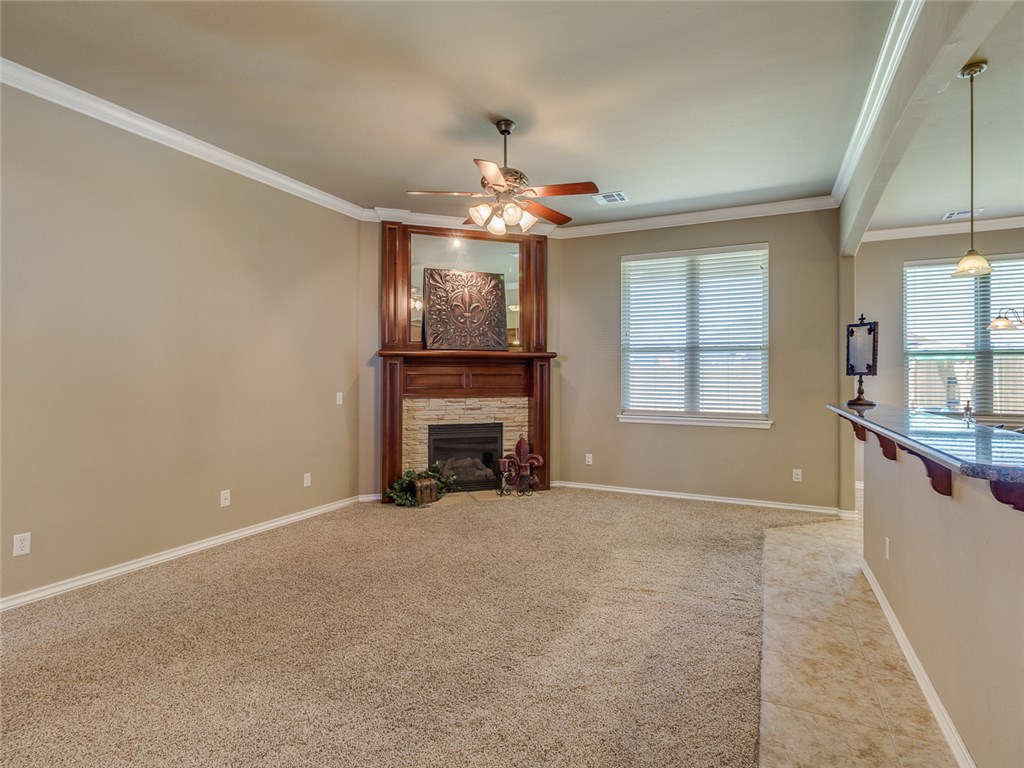 813 SE 6th St, Moore, OK 73160 photo 6