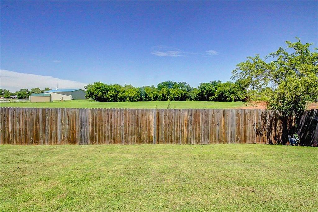 904 Old Mill Rd, Moore, OK 73160 photo 29
