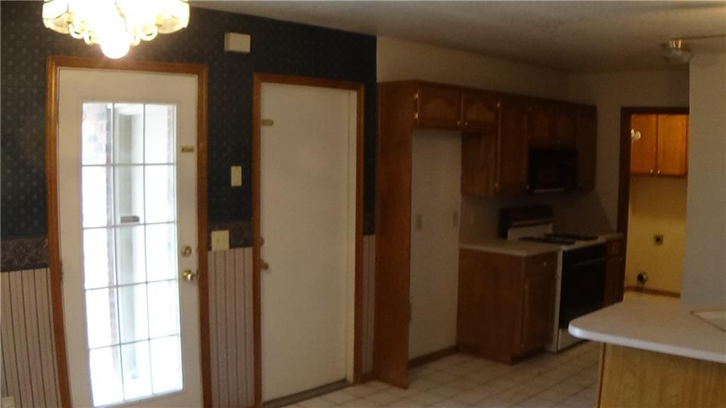 1616 Westmore Dr, Moore, OK 73170 photo 6
