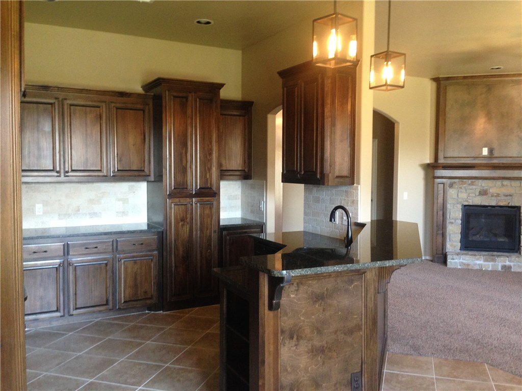 1323 Ladera Cir, Moore, OK 73160 photo 8