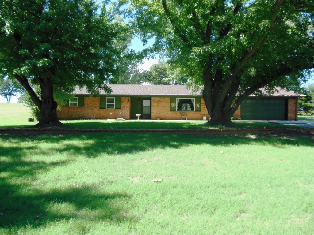 28 Walnut Dr, Ninnekah, OK 73067 photo 1