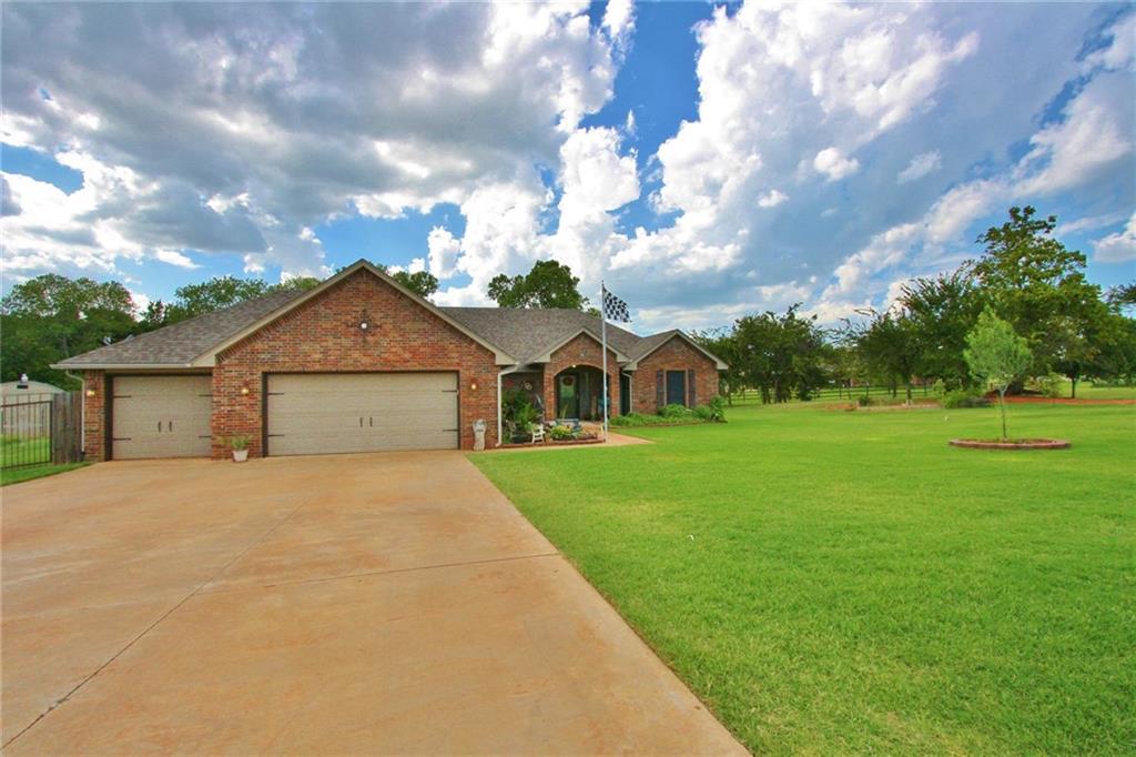 2402 County Road 1197, Tuttle, OK 73089 photo 1