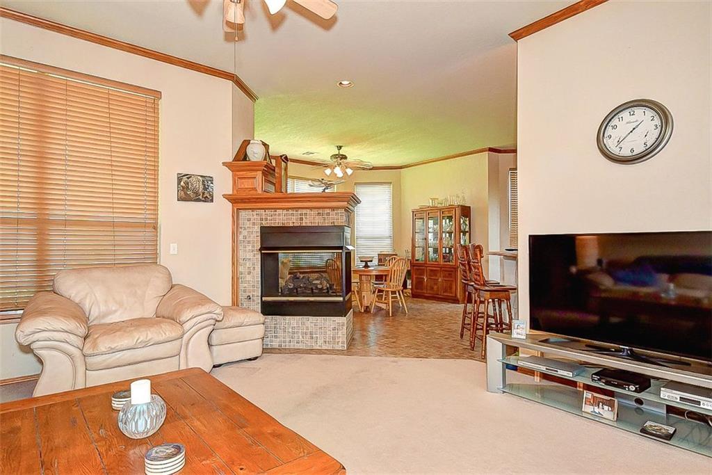 2013 Oak Dr, Moore, OK 73170 photo 9
