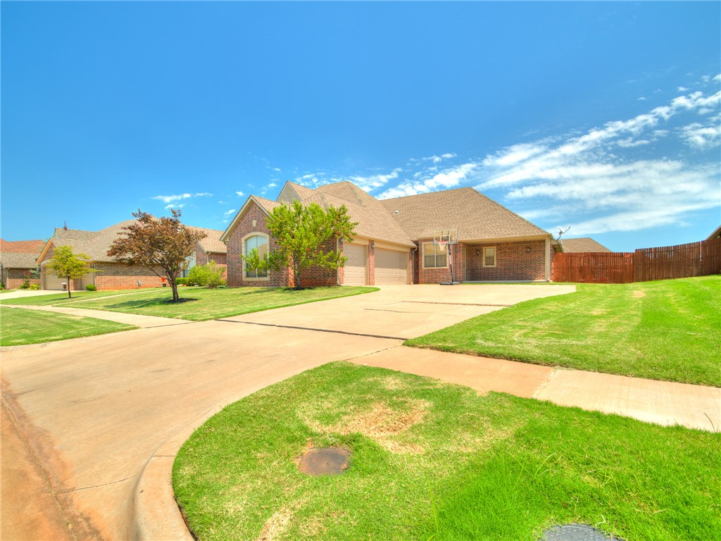 15212 Grayson Dr, Edmond, OK 73013 photo 3