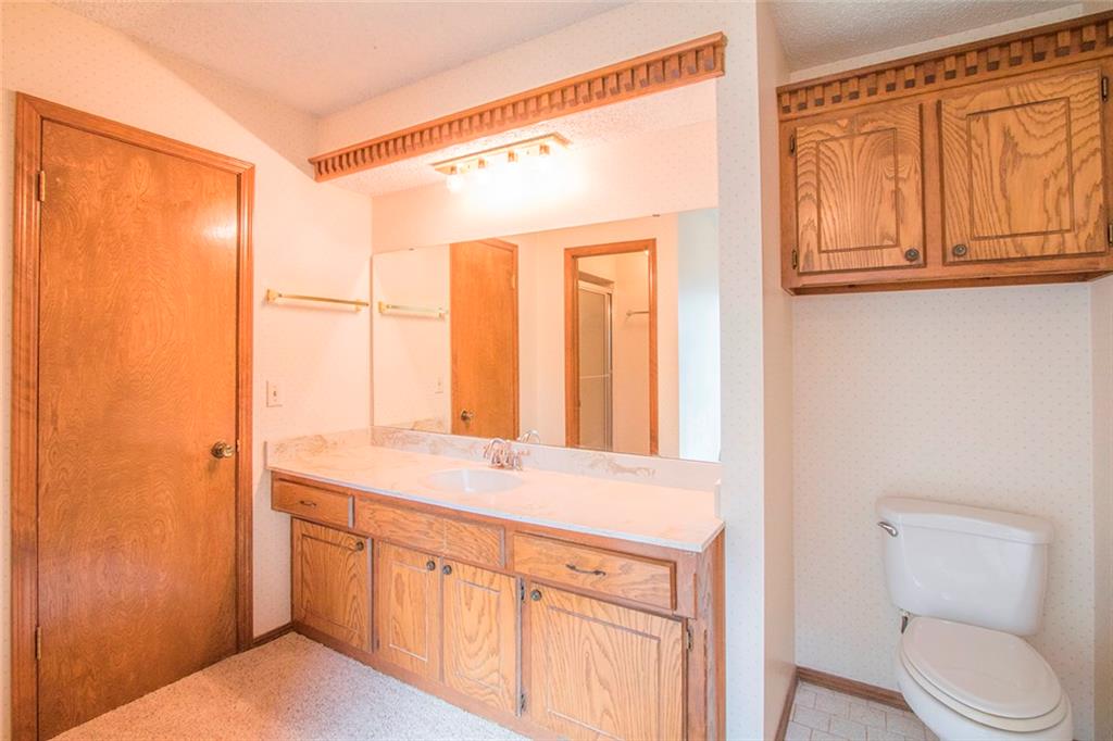 324 E Platt Dr, Yukon, OK 73099 photo 6