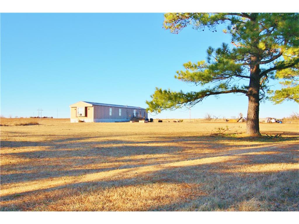 1974 County Rd 1205, Tuttle, OK 73089 photo 1