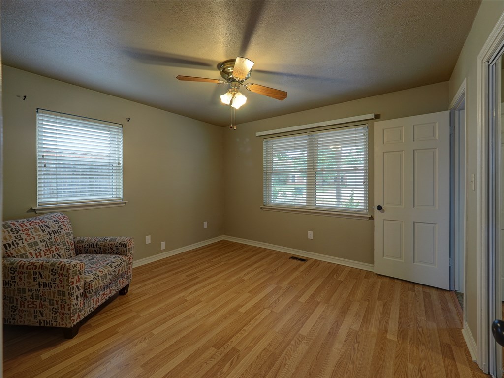 3432 Baird Dr, Edmond, OK 73013 photo 12