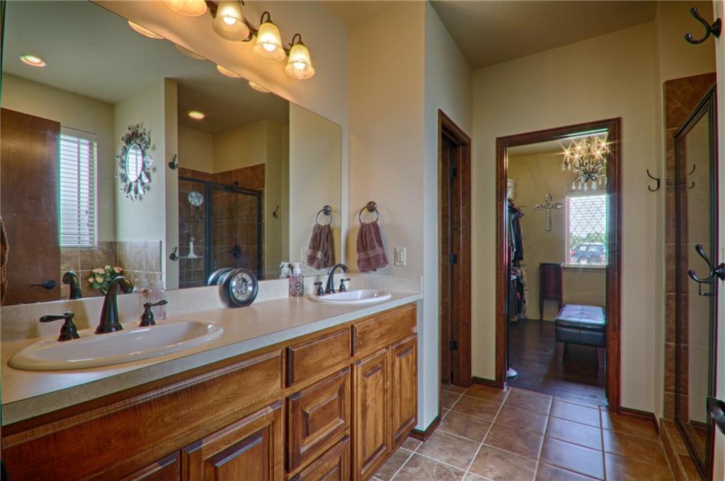 10 Southpointe Ave, Tuttle, OK 73089 photo 17