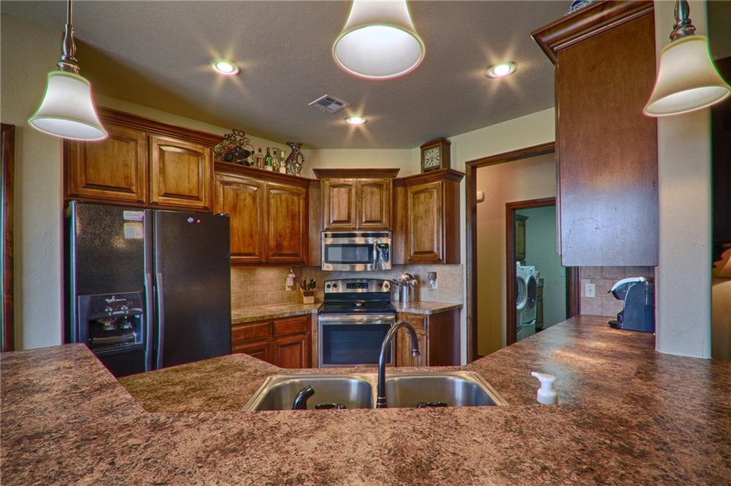 10 Southpointe Ave, Tuttle, OK 73089 photo 12