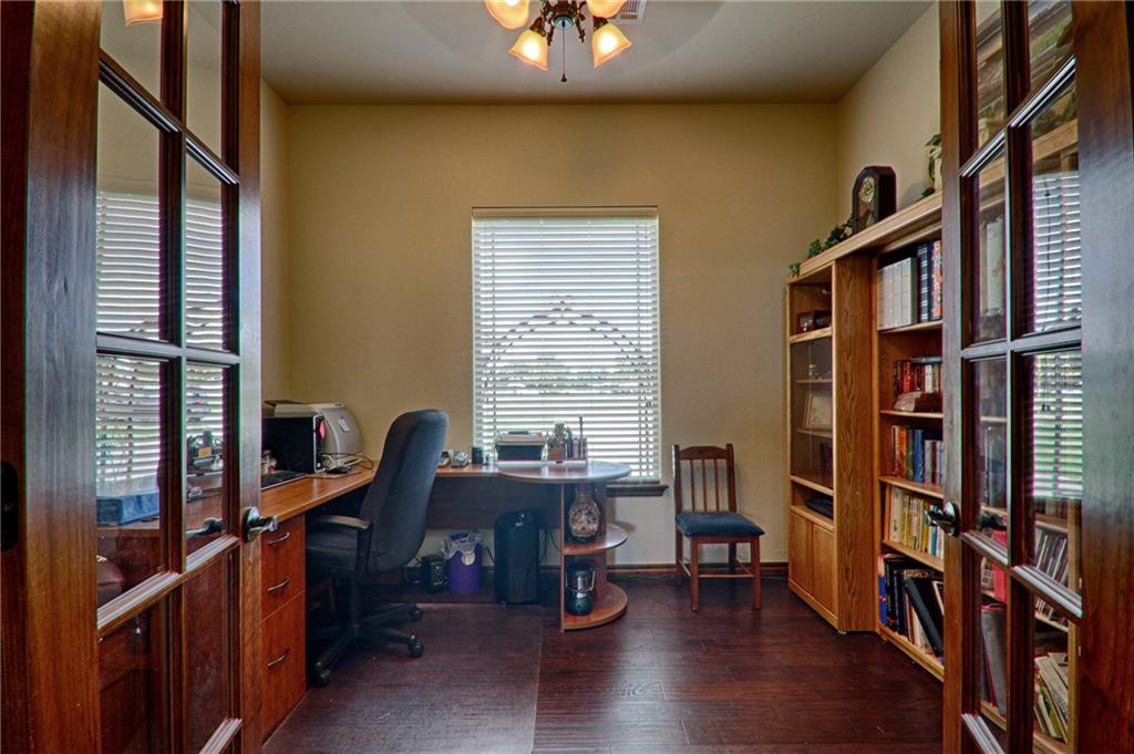 10 Southpointe Ave, Tuttle, OK 73089 photo 9