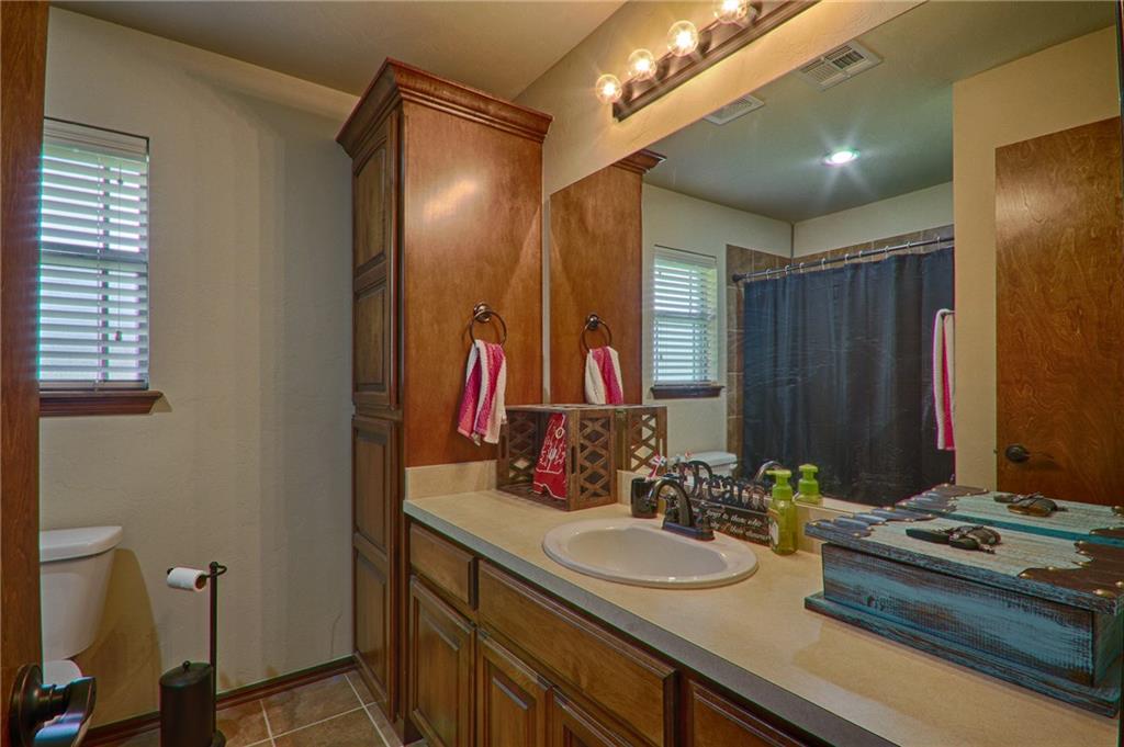 10 Southpointe Ave, Tuttle, OK 73089 photo 22