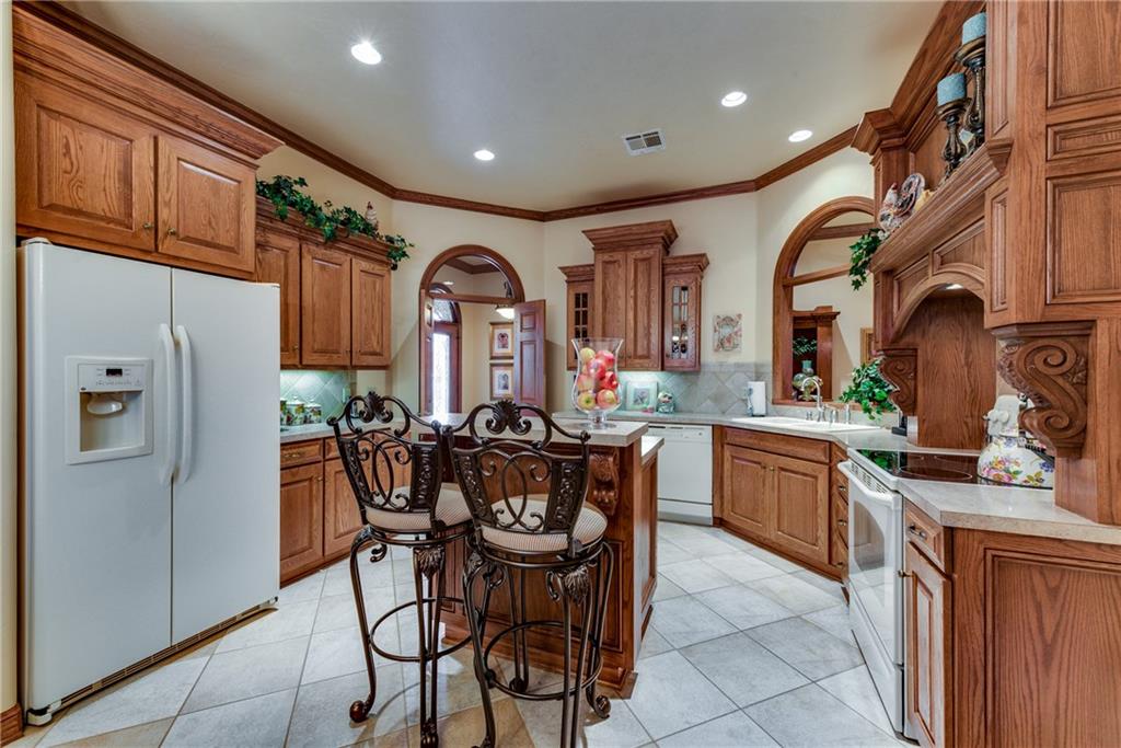 3208 SE 33rd, Moore, OK 73165 photo 8