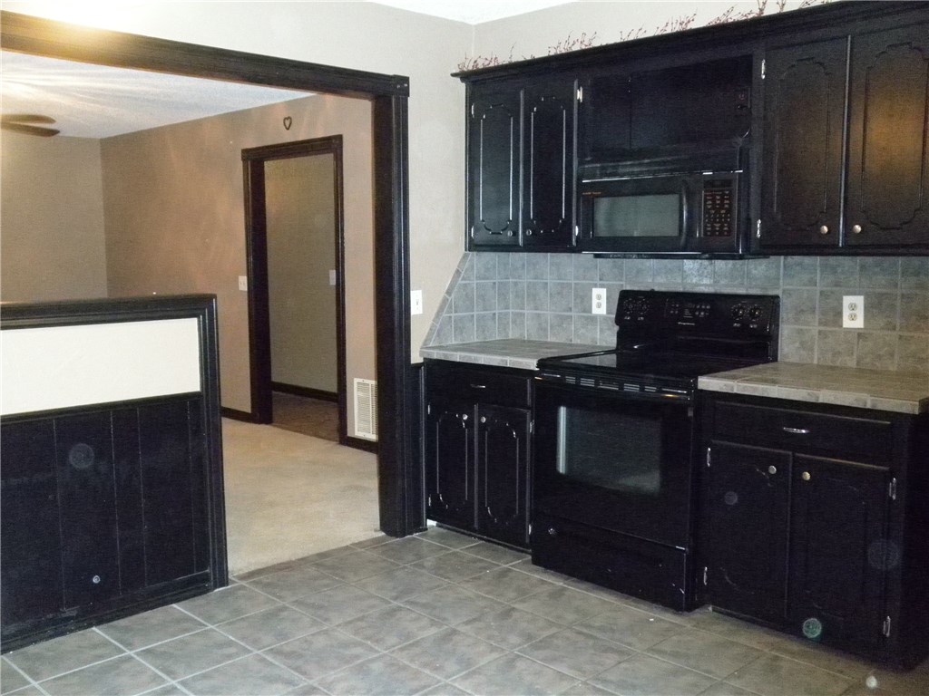 420 Echo Ln, Harrah, OK 73045 photo 11