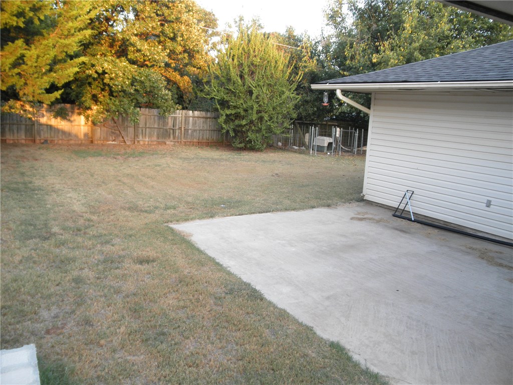 420 Echo Ln, Harrah, OK 73045 photo 28
