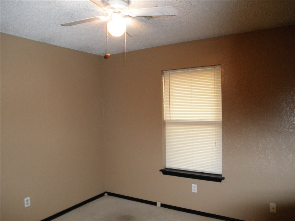 420 Echo Ln, Harrah, OK 73045 photo 26