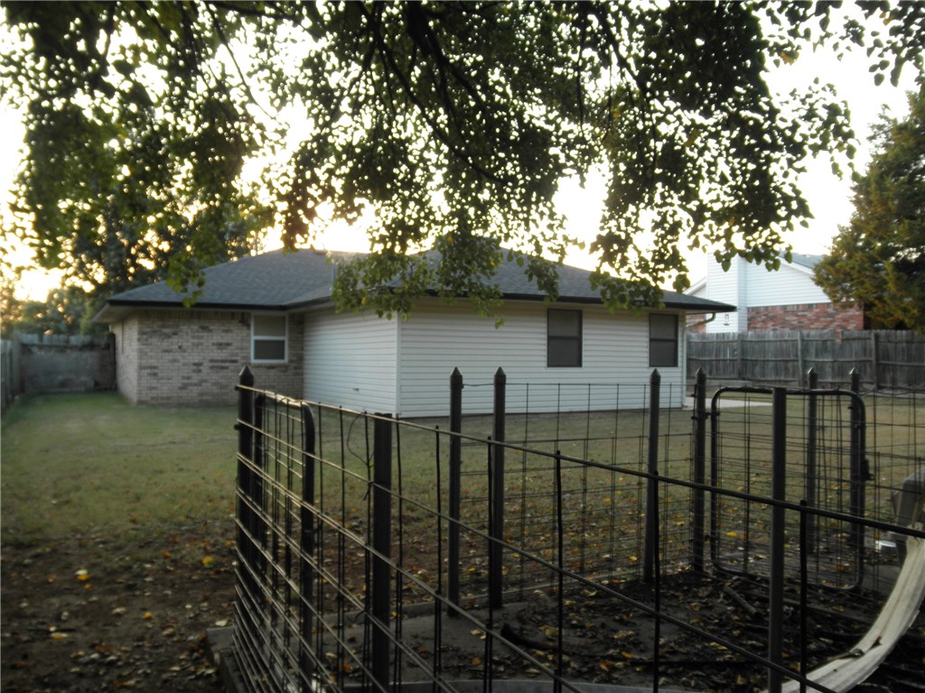 420 Echo Ln, Harrah, OK 73045 photo 30
