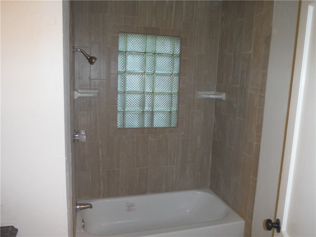 7115 NW 45th, Bethany, OK 73008 photo 4