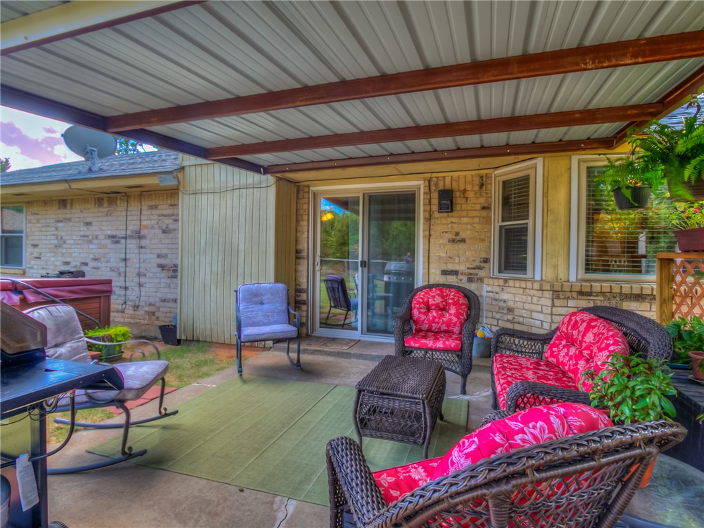 508 Echo Ln, Harrah, OK 73045 photo 17