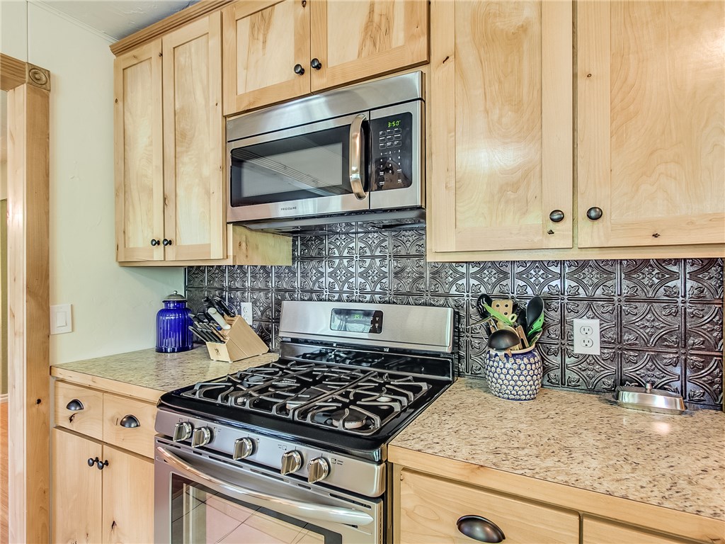 508 Echo Ln, Harrah, OK 73045 photo 9
