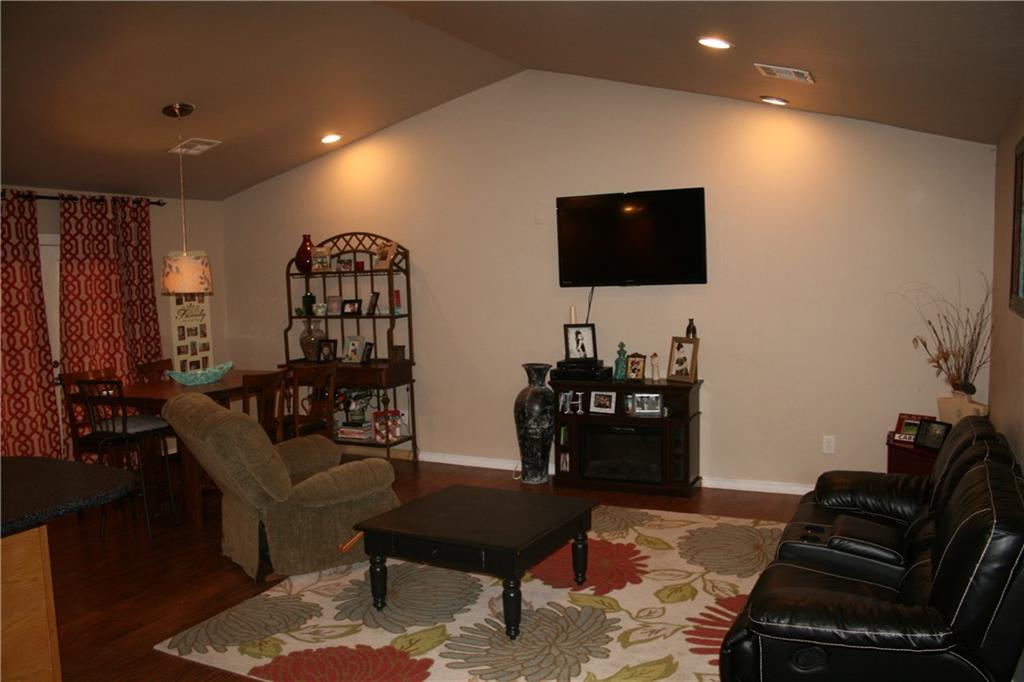 1008 Dollar, Altus, OK 73521 photo 3
