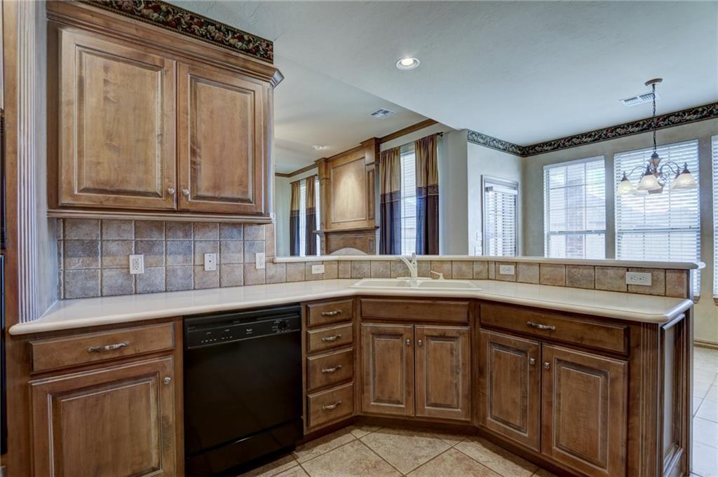 1716 Apache Trl, Edmond, OK 73003 photo 11
