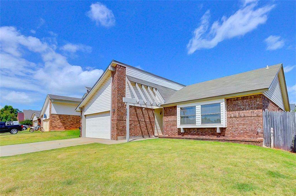 2301 9th, Moore, OK 73160 photo 3