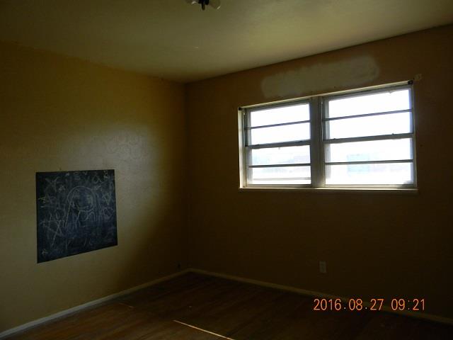 106 Suwanee, Burns Flat, OK 73624 photo 10