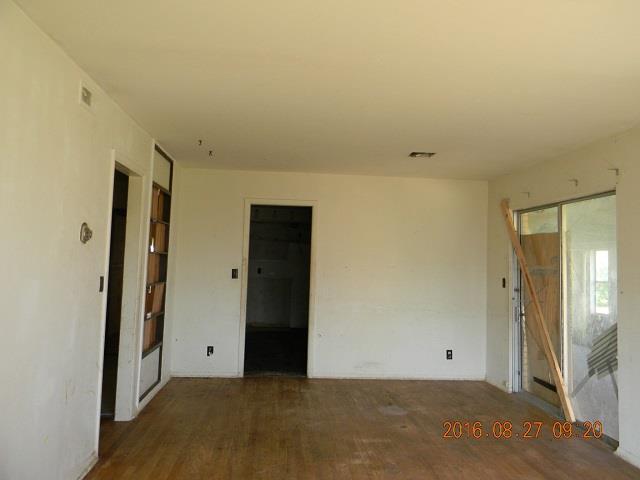 106 Suwanee, Burns Flat, OK 73624 photo 6