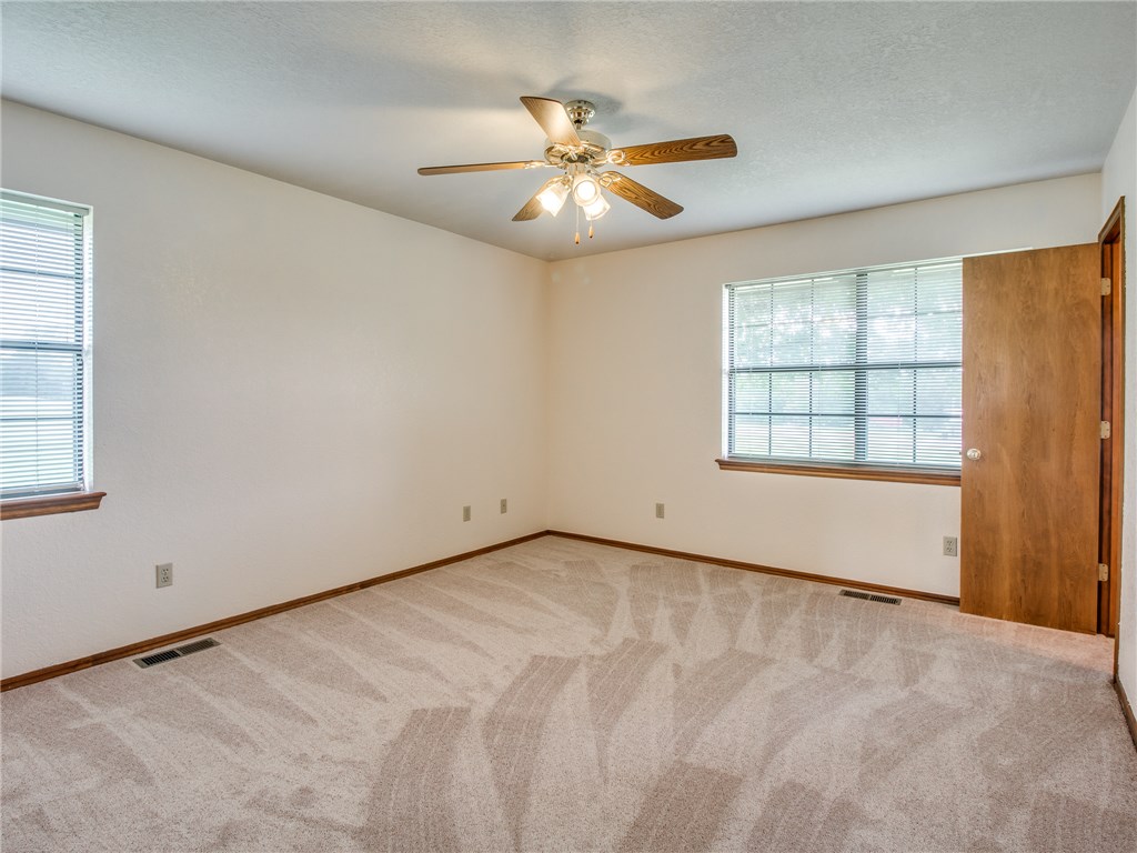 5602 E Case, Tuttle, OK 73089 photo 16