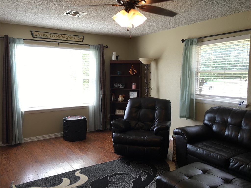 616 Windsor, Altus, OK 73521 photo 6