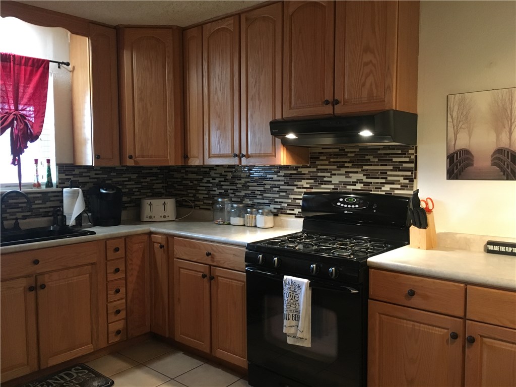 616 Windsor, Altus, OK 73521 photo 12