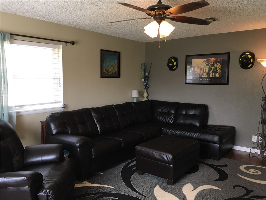 616 Windsor, Altus, OK 73521 photo 5