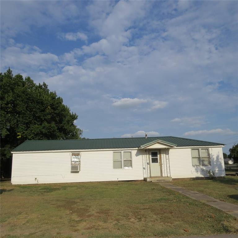 1110 Ayars Ave, Prague, OK 74864 photo 1