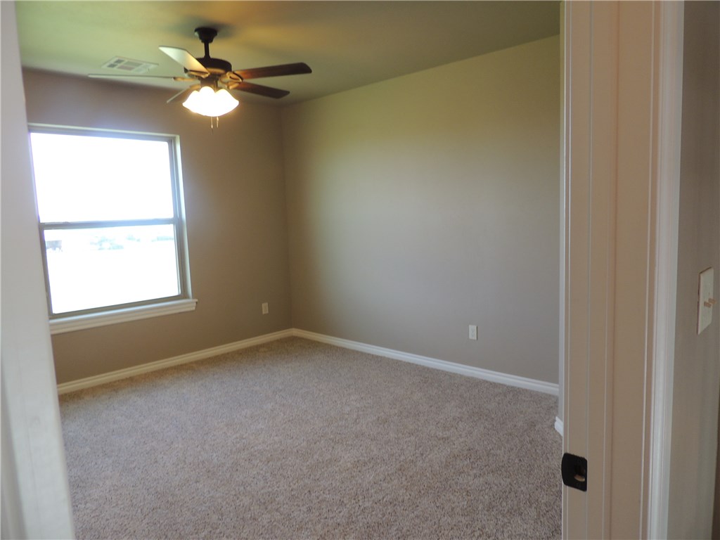 11208 Eagle Ct, Yukon, OK 73099 photo 19