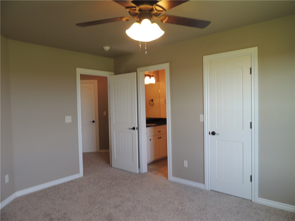 11208 Eagle Ct, Yukon, OK 73099 photo 18