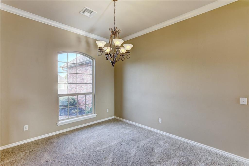 16612 Moorgate Ln, Edmond, OK 73012 photo 6