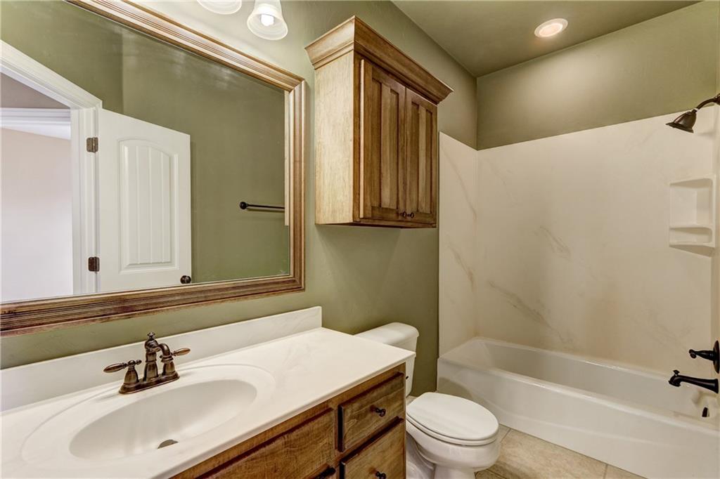 16612 Moorgate Ln, Edmond, OK 73012 photo 27