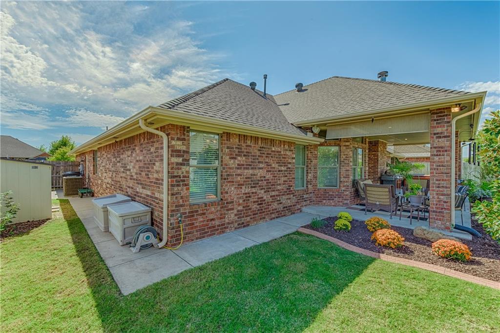 2201 Oak Dr, Moore, OK 73170 photo 29
