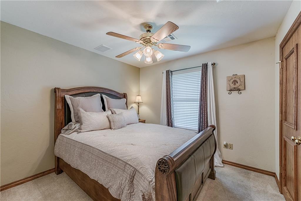 2201 Oak Dr, Moore, OK 73170 photo 24