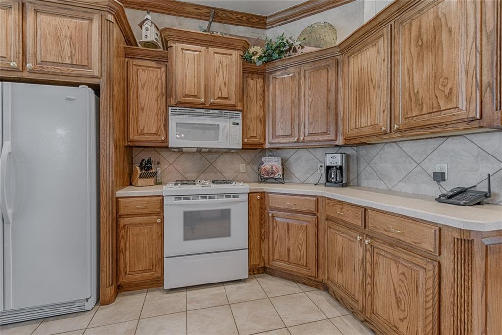 2201 Oak Dr, Moore, OK 73170 photo 13