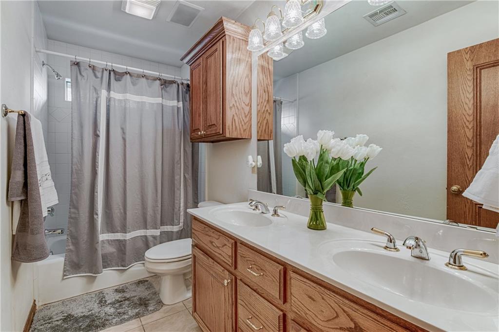 2201 Oak Dr, Moore, OK 73170 photo 25