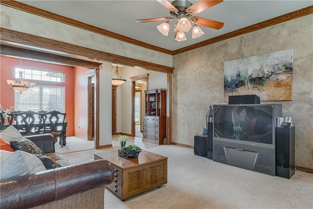2201 Oak Dr, Moore, OK 73170 photo 8