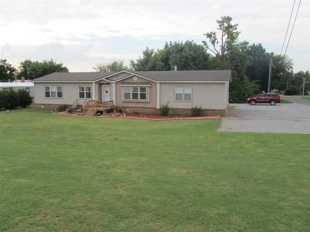 400 E North Dr, Fletcher, OK 73541 photo 1